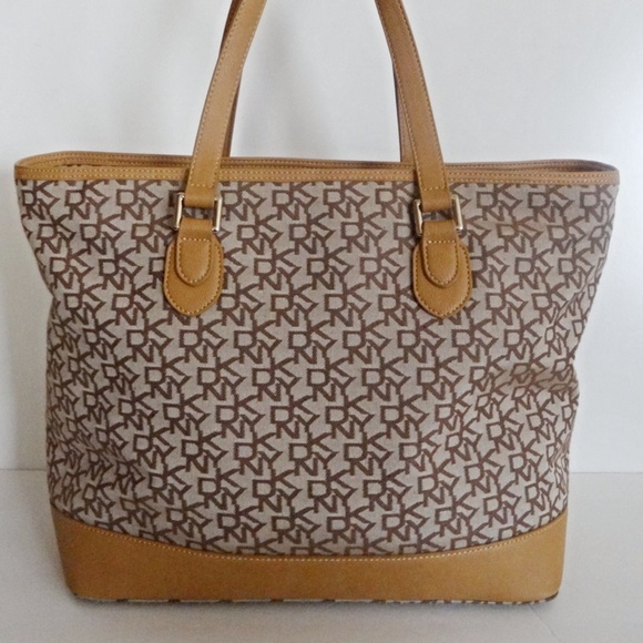 Women's DKNY Brown Large Handbag Pre-owned - Picture 4 of 8